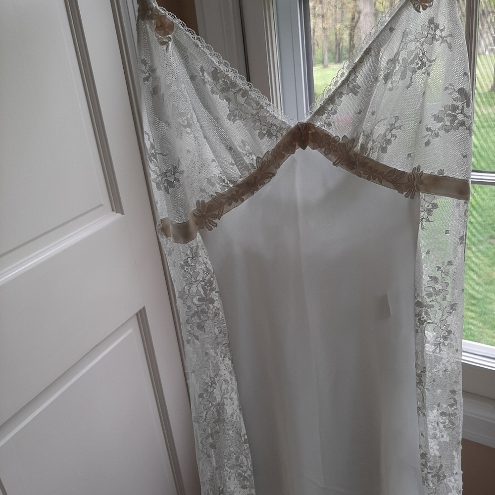 Jonquil by Diane Samandi lingerie set